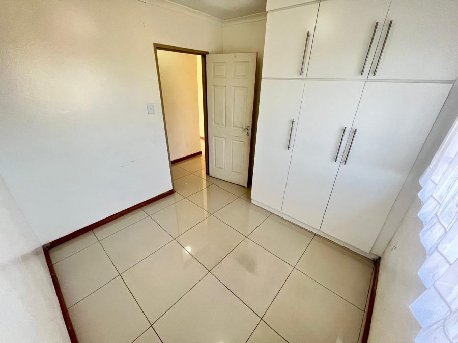 To Let 3 Bedroom Property for Rent in Braelyn Eastern Cape